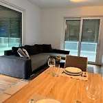 Modernes City-Apartment - Top-Lage In Nuernberg